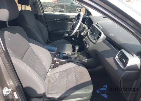 2019 Kia Sorento 2.4L Lx z USA, uszkodzony, nr VIN 5XYPGDA31KG437240